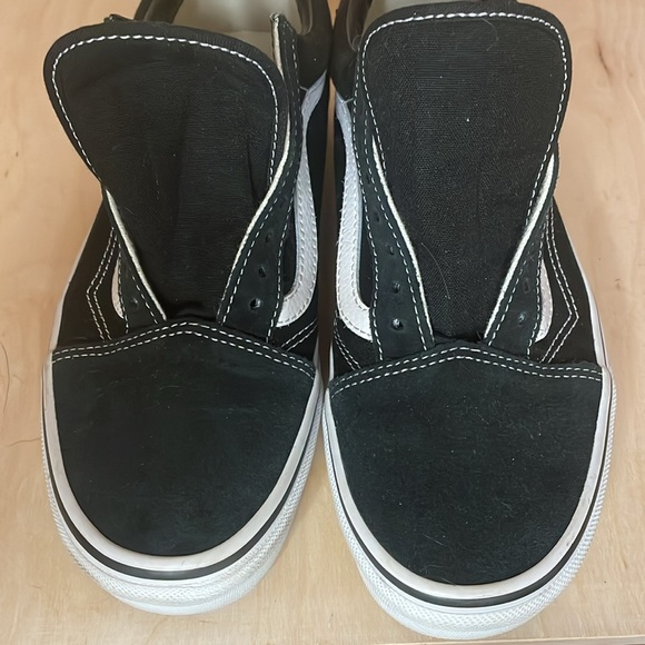 Vans Old Skool Black Classic Sneakers - Picture 6 of 6